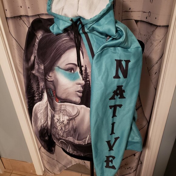 Native Woman Spirit Pullover Hoodie - Used - Good Condition - Large - Picture 1 of 8